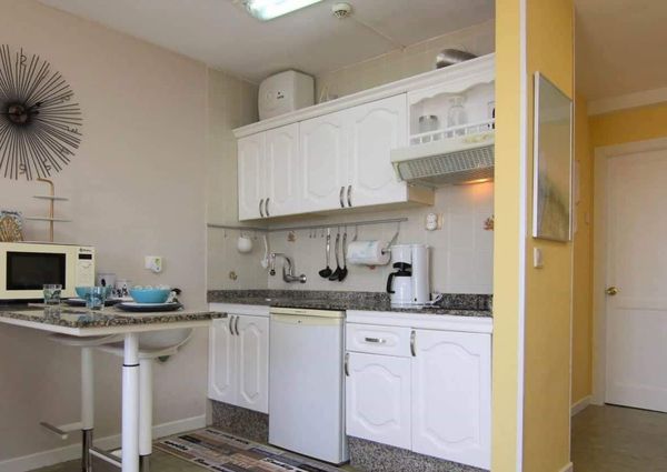 Apartment with beautiful sea views in Puerto Rico