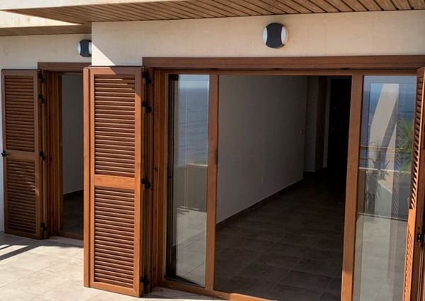 Sea view apartment in Illetas for sale or rent