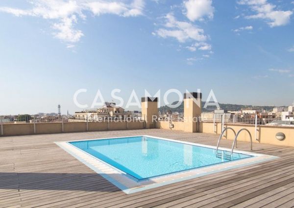 Spacious One Bedroom Loft in El Gotico with a Shared Rooftop Pool