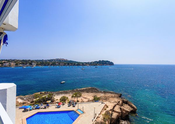 Modern Apartment with sea view in Santa Ponsa