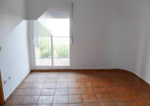 Detached villa for long stay in La Nucía urbanization El Tossal with guest apartment.