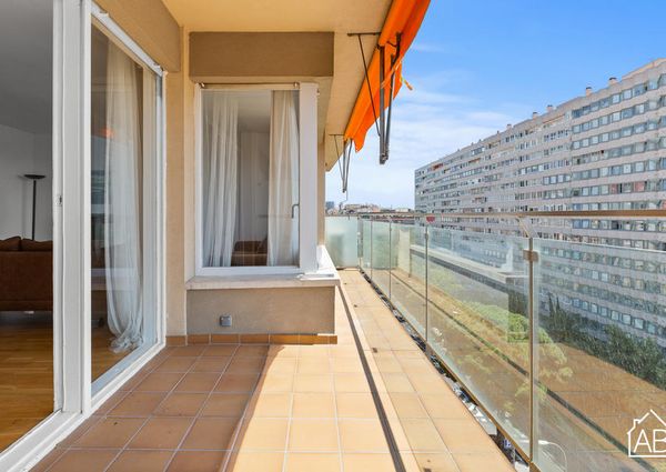 Four-Bedroom Apartment with Beautiful Views in Les Corts