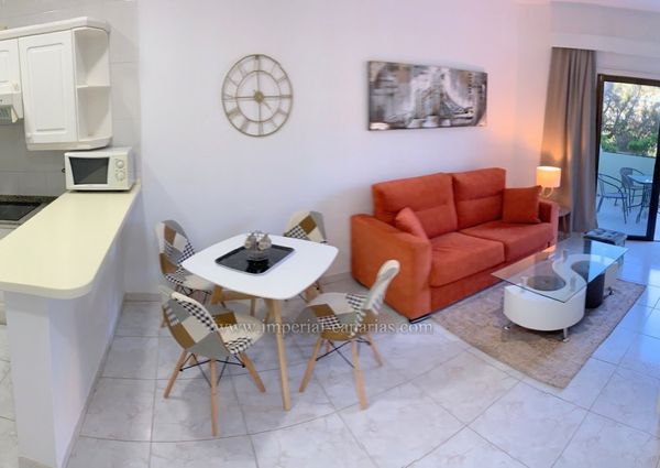 Alquile al lado de la playa, precioso apartamento de 1 dormitorio con piscina!!
