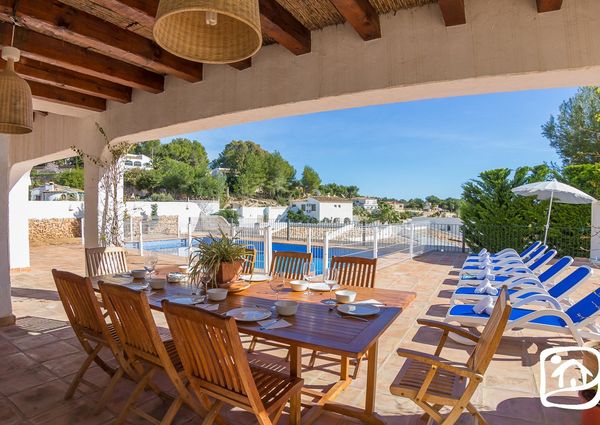 Rent villa EL OLIVO