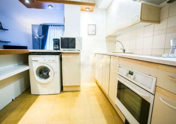 Apartment next to the beach in cala Vinyas for rent