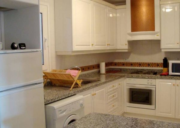Ground floor apartment for rent for long term in Villamartin Golf