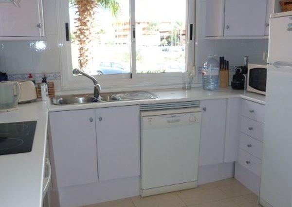 Townhouse for rent in El Duque area