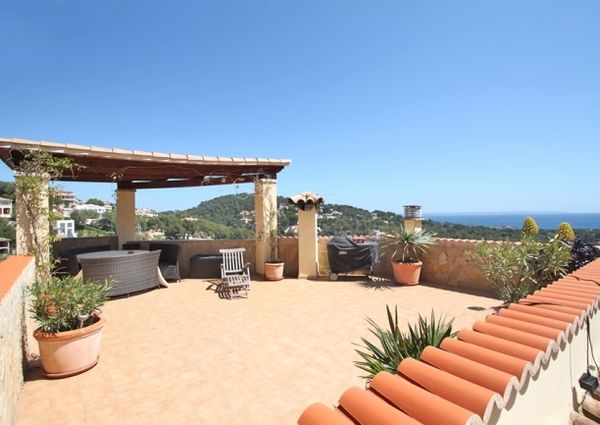 Modern villa with sea view in Costa d'en Blanes