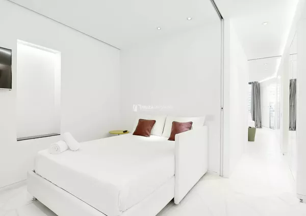1041 Las Boas de Ibiza Rent luxurious 2 bedroom apartment.