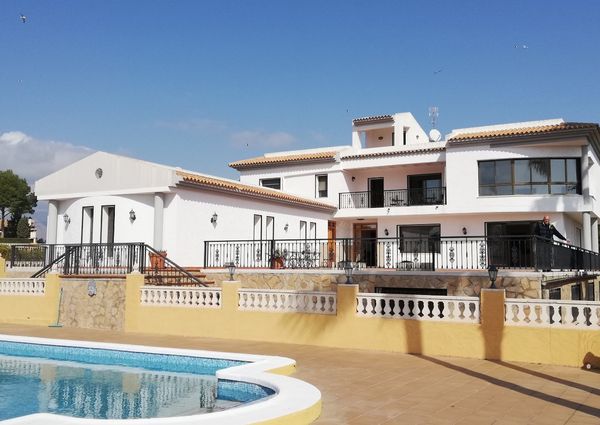 Luxury Villa For Rent Long Term Altea El Planet