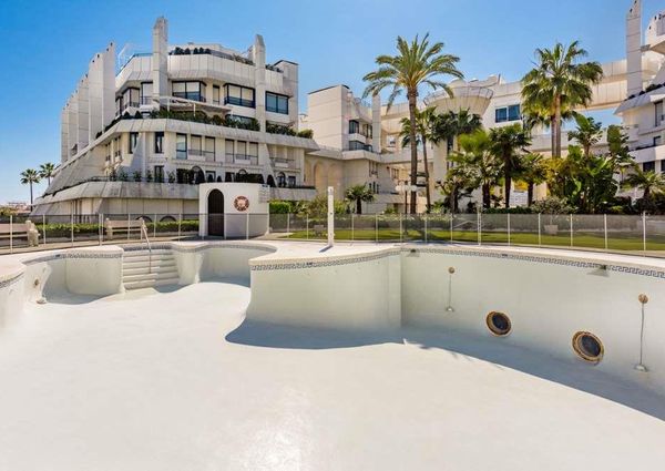 Penthouse for short term rental in the center of Marbella, Residential Complex Marbella House.
