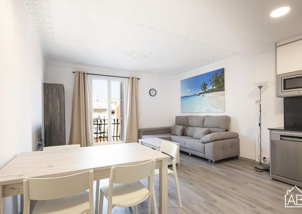 Modern and Spacious Three Bedroom Apartment with a Balcony