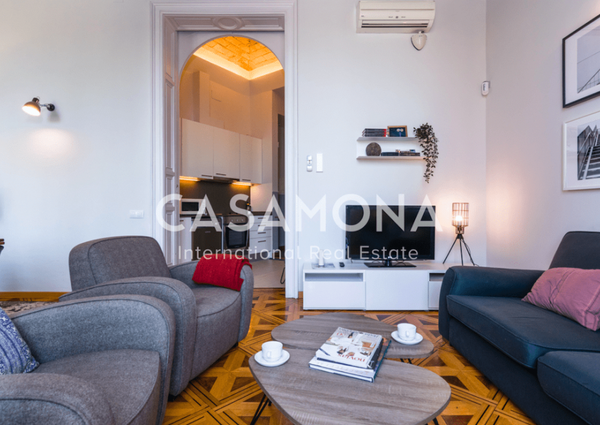 Elegant 2 Bedroom Apartment with Balcony and Beautiful Restored Flooring