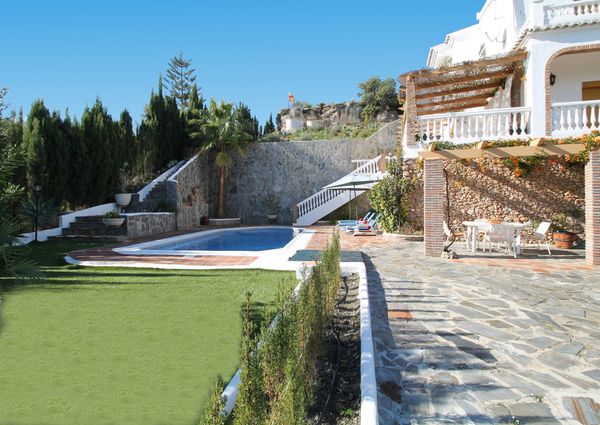 1055 Villa Cerrillo (Winter)