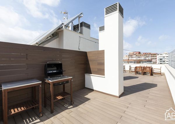 Stylish and Homely Two-Bedroom Apartment with Balcony in Poblenou Neighbourhood