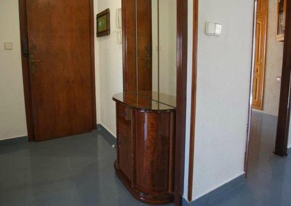 Apartment Long Term Rental In Albir 3 Bedrooms no hills and close to the main shopping area