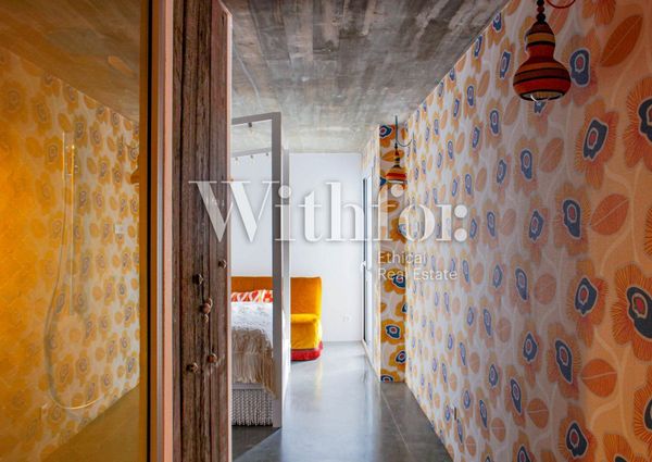 Exclusive designer house with swimming pool and panoramic views of Barcelona