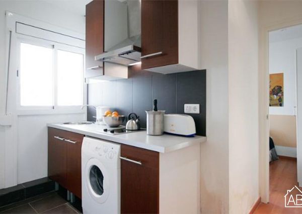Modern apartment located very close to Barceloneta Beach