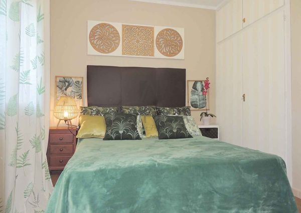 Three floors house for temporary rent in Montemar, Castelldefels