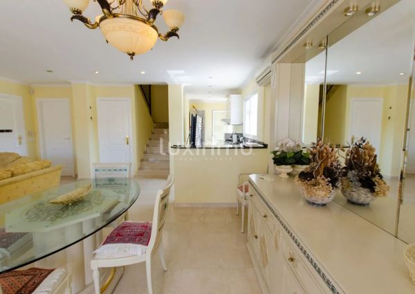 Rent villa with pool in Altea Hills