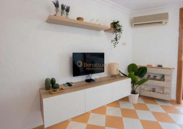 HALF SEASON STUDIO FOR RENT FROM 15/10/23 to 31/03/24 IN BENALMÁDENA IN 2ND LINE OF BEACH.-