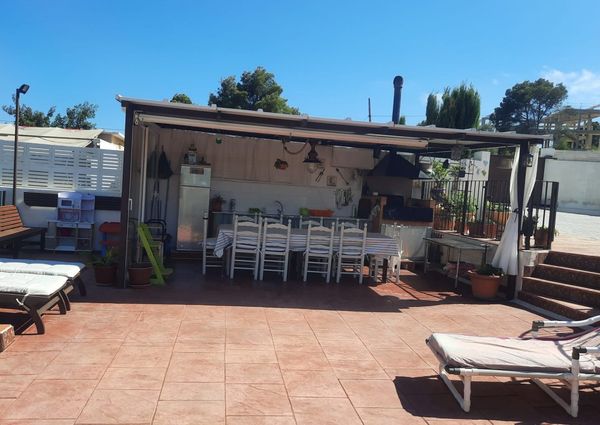 Se alquila chalet independiente en Calpe en invierno