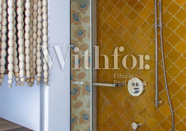Exclusive designer house with swimming pool and panoramic views of Barcelona