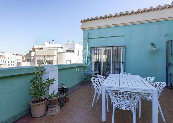 Excellent duplex penthouse for rent in Sant Francesc, Valencia