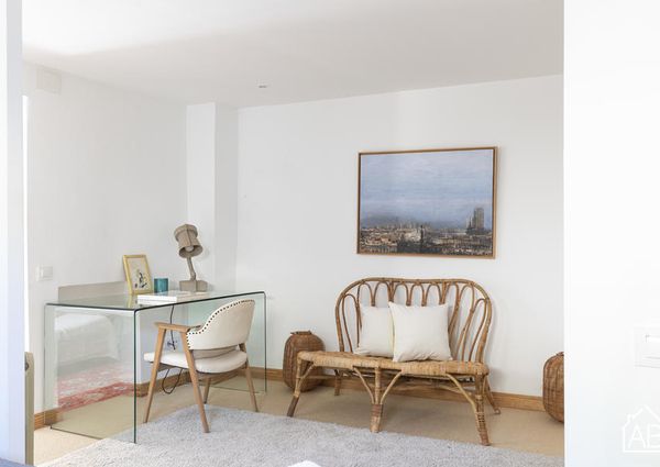 Renaissance One- bedroom Apartment with Private Terrace in Sarrià- Sant Gervasi