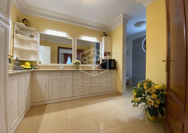 Family house a few steps from the sea in La Pineda Area, Castelldefels
