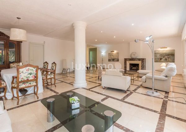 Detached villa for rent with swimming pool in Benidorm