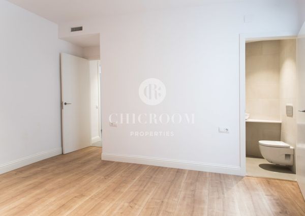 Recently renovated 2-bedroom apartment for rent in the Gothic Quarter of Barcelona