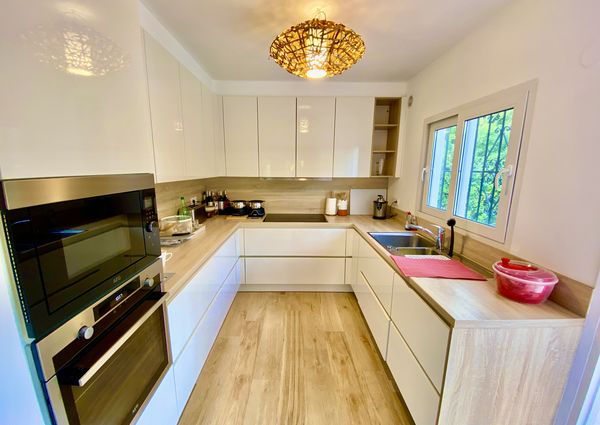 Modern Luxury villa to rent for winter in Javea