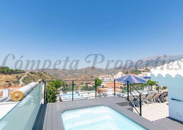 Apartment in Cómpeta, Inland Andalucia in the mountains