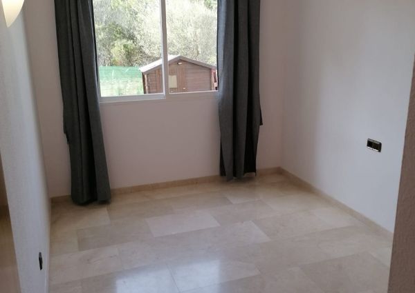 Quality apartment for rent in a sought after area in Portals Nous, private community close to schools on the southwest of Mallorca.