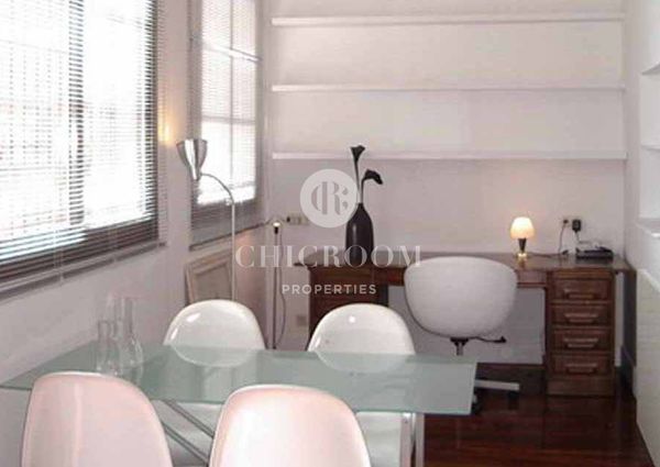 Furnished 2 bedroom for rent with terrace in Eixample