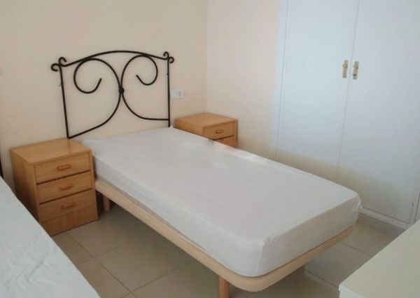 Three bedroom sea view apartment in Illetas for rent