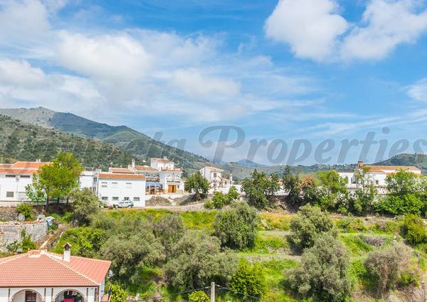 Townhouse in Sedella, Inland Andalucia in the mountains