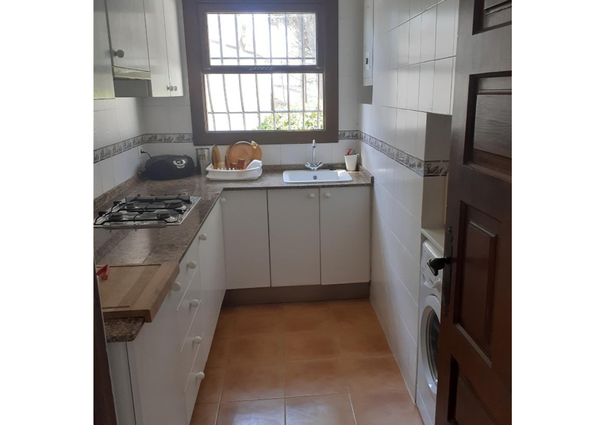 Se alquila chalet independiente en complejo privado en Jávea