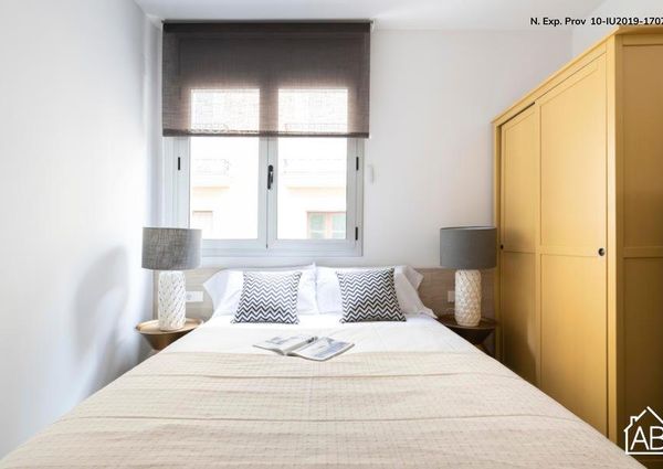 Modern and Stylish Two-Bedroom Apartment with Private Terrace in Poblenou Neighbourhood