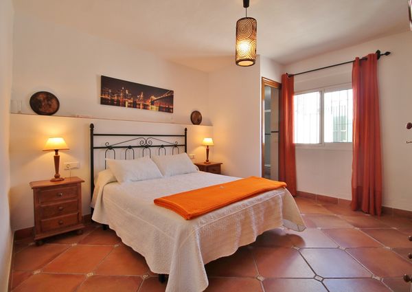 1004 Villa Jeromo (Winter)