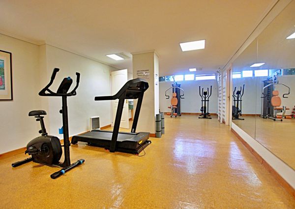 Frontline apartment