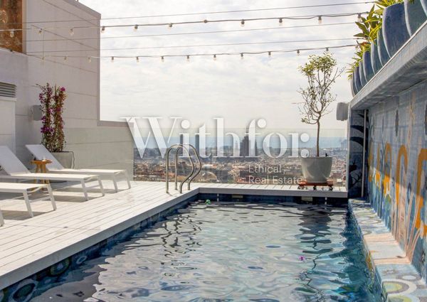 Exclusive designer house with swimming pool and panoramic views of Barcelona