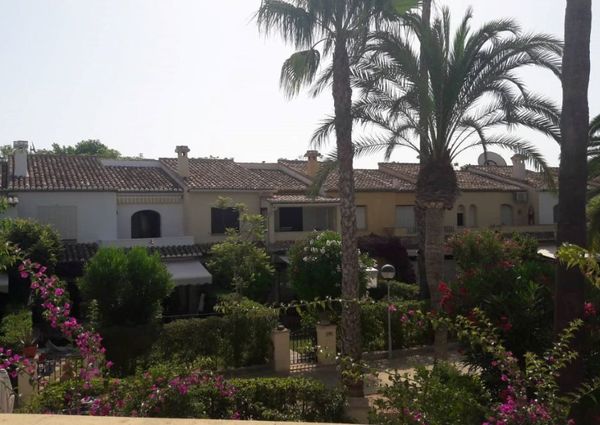 Townhouse for rent in Javea