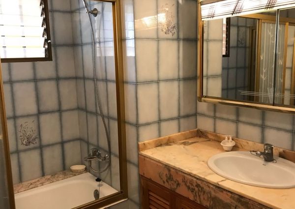 4 bedroom sea view apartment in Paguera for rent