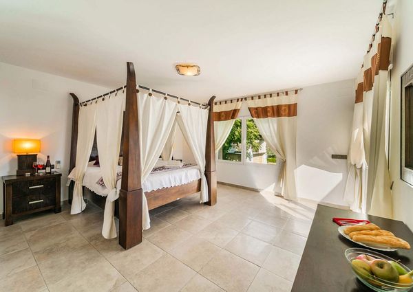 Luxury villa to rent for winter in Javea