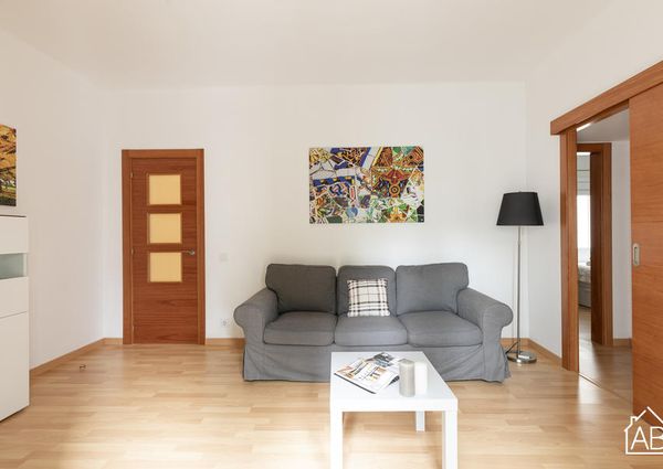 Modern and Bright Two Bedroom Apartmentin the Sants District