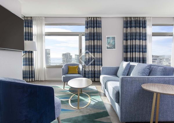 Luxury 2-bedroom executive panorama suite with views for rent in Diagonal Mar, Barcelona