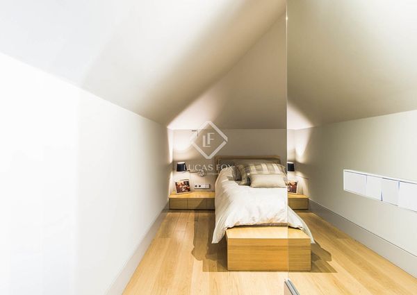Excellent 6-bedroom house with 290 m² garden for rent in Esplugues, Barcelona