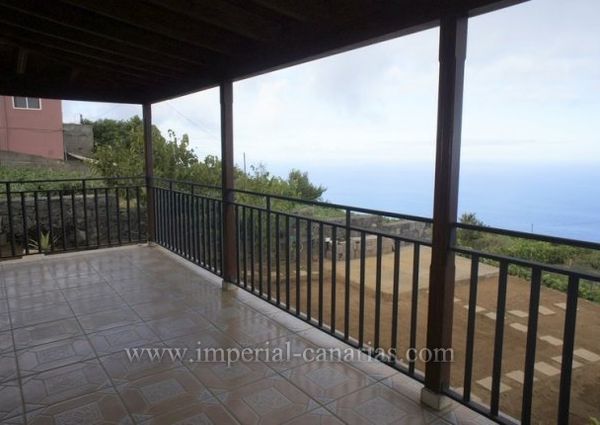 Precioso chalet en alquiler zona El Sauzal con fabulosas vistas.